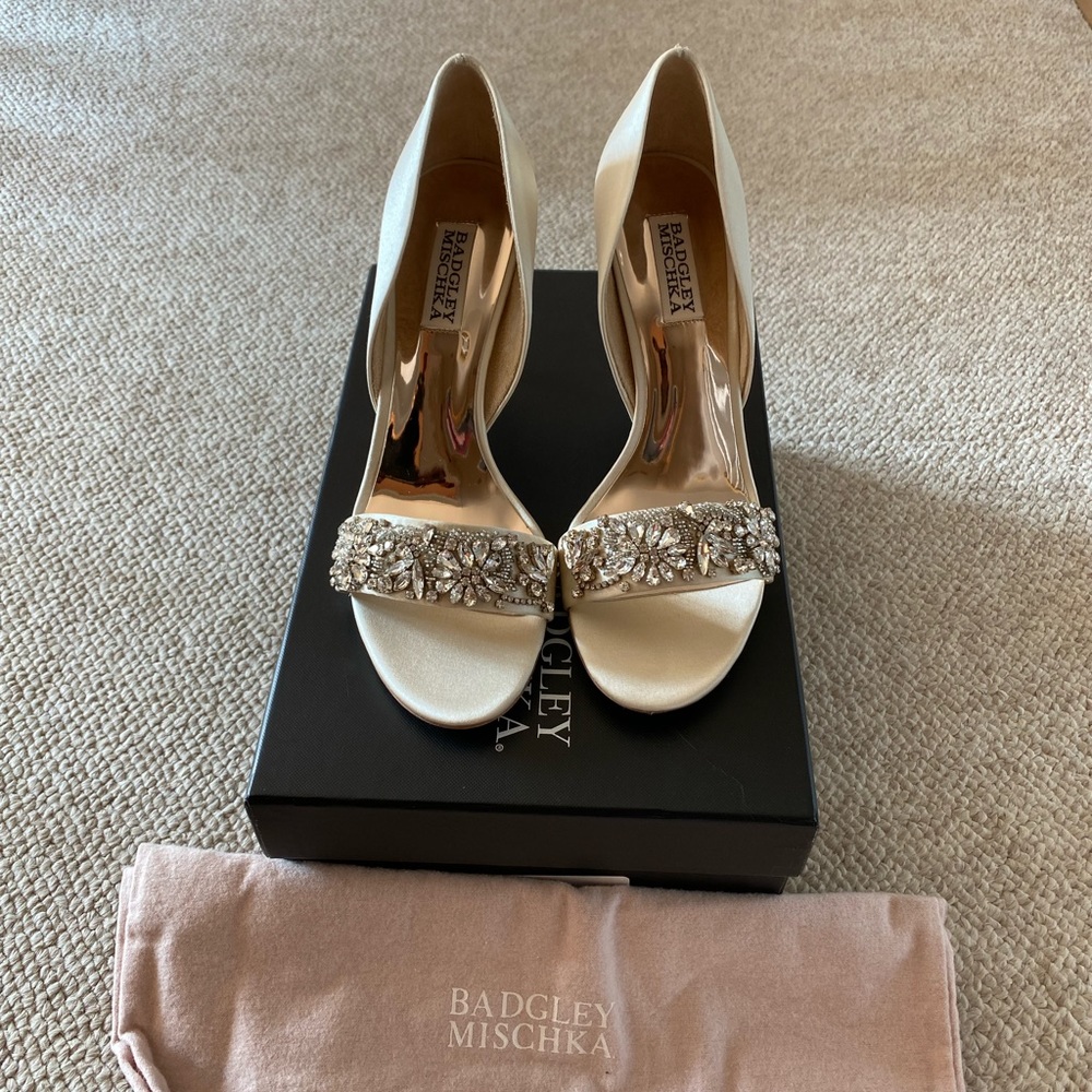 Badgley Mischka Ivy Embellished Heel-Ivory Satin